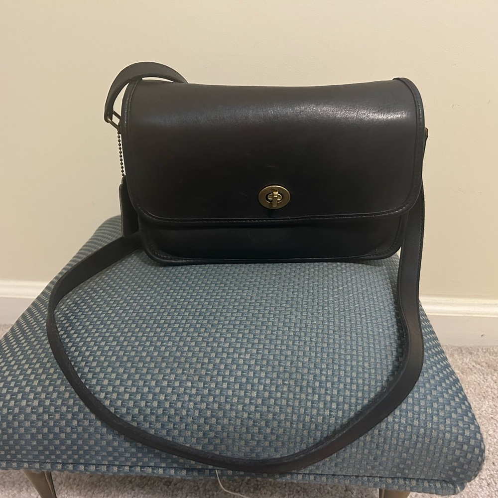 Black Vintage Coach 9850 Compartment Bag